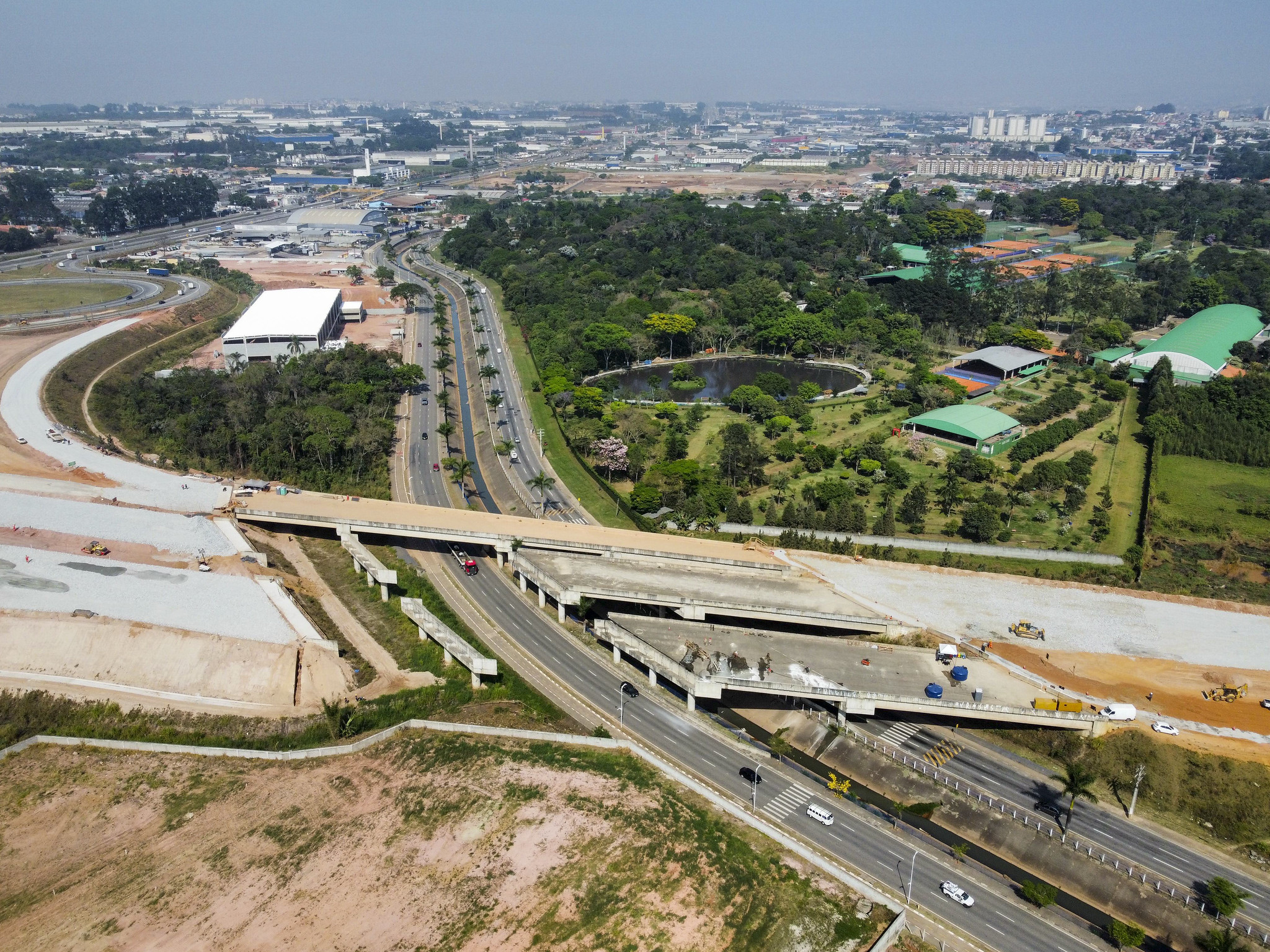 Governador vistoria as obras do Rodoanel Norte, retomadas em abril deste ano