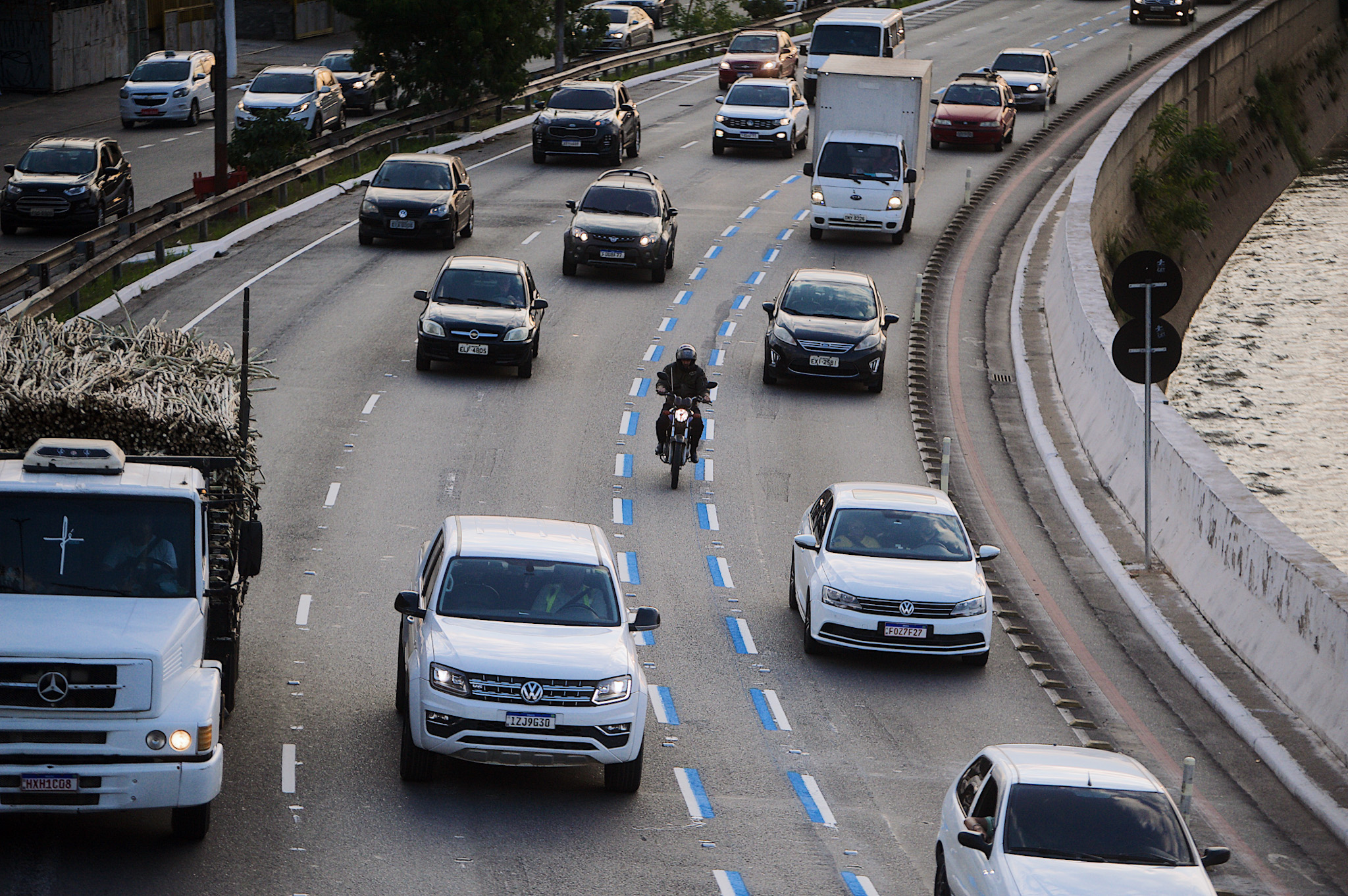 Prefeitura entrega quase 16 km de Faixa Azul na Zona Leste e solicita à Senatran liberação de mais 40 km